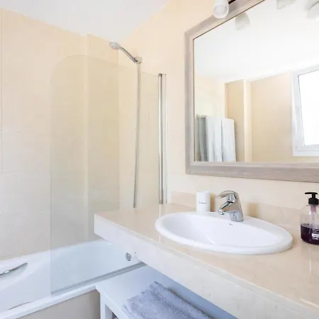 Alquiler Ideal Con Piscina, Balcon Y Fibra Wi-fi - Tenerife - Es-279-17