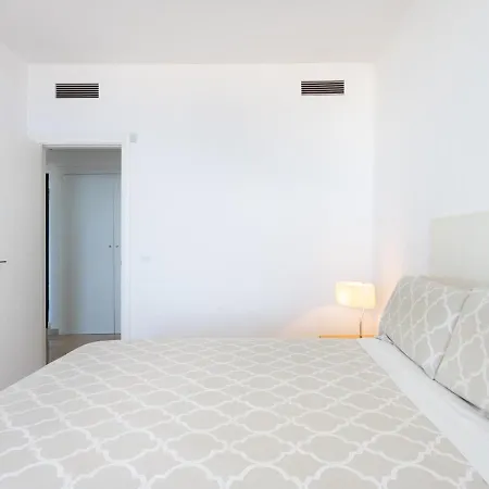 Alquiler Ideal Con Piscina, Balcon Y Fibra Wi-fi - Tenerife - Es-279-17